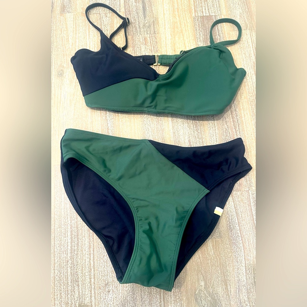 Summersalt  Marina bikini size 4